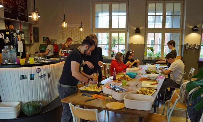 Schnibbelparty mit der BUNDjugend Wilhelmshaven. Foto: BUND / Büscher